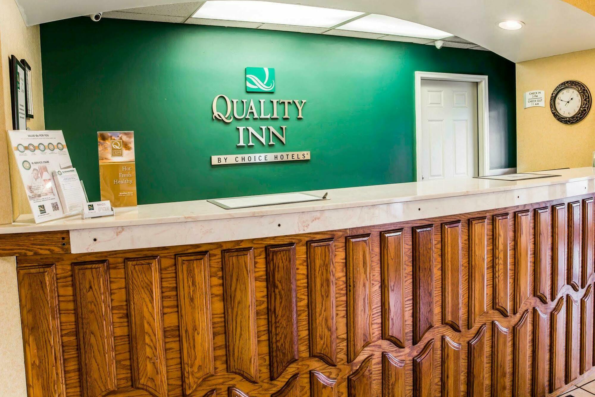 La Quinta Inn & Suites By Wyndham Fayetteville I-95 Exterior foto